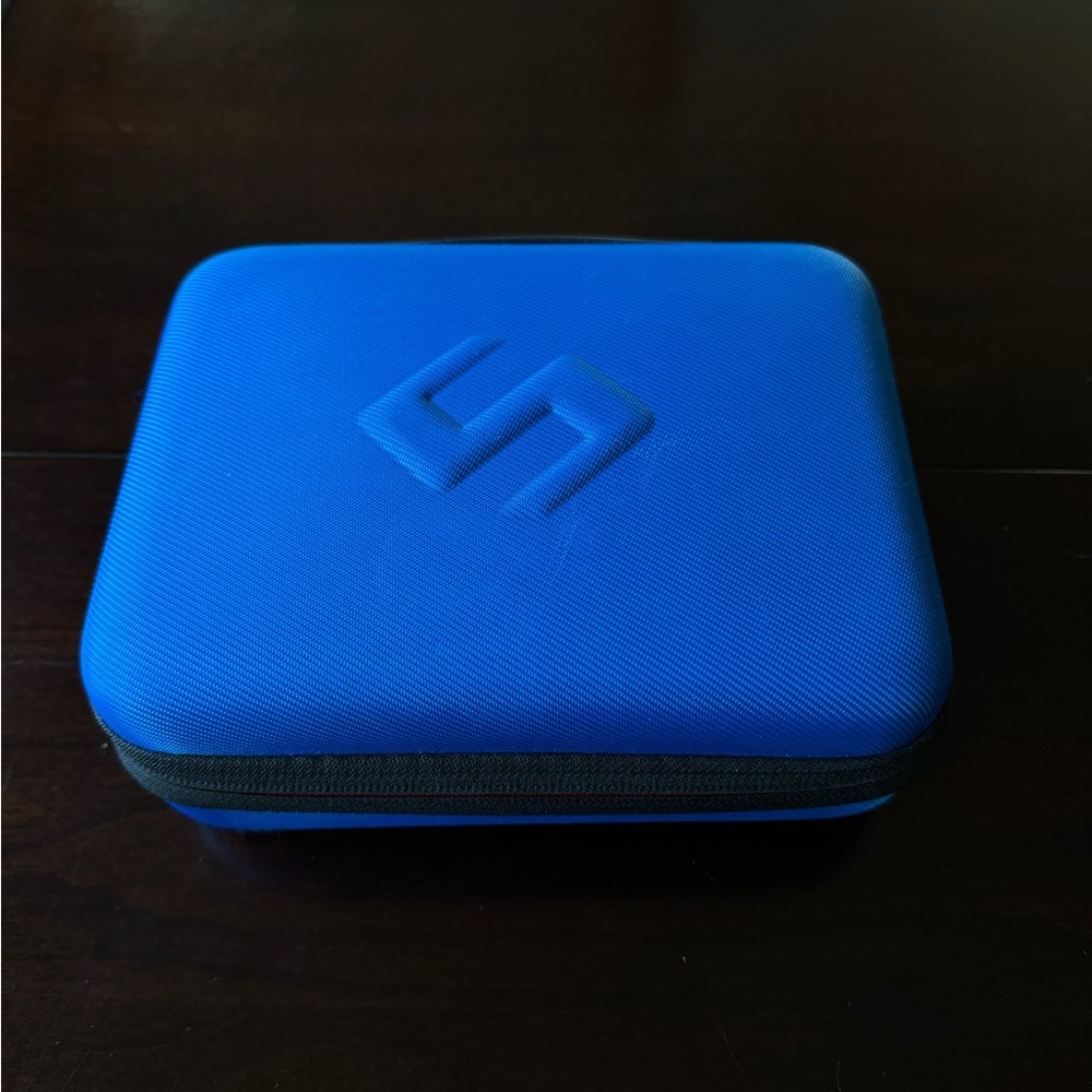 GoPro Hero 4 Silver Bundle - Picture 6 of 6